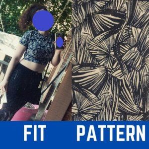 Forever 21 Navy and White Palm Frond Crop Top